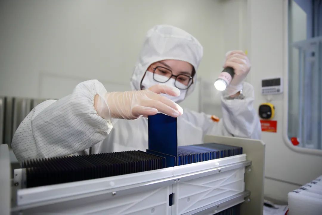 c614d1d92ef49d2bd075a9a039afe557.jpg c614d1d92ef49d2bd075a9a039afe557.jpg