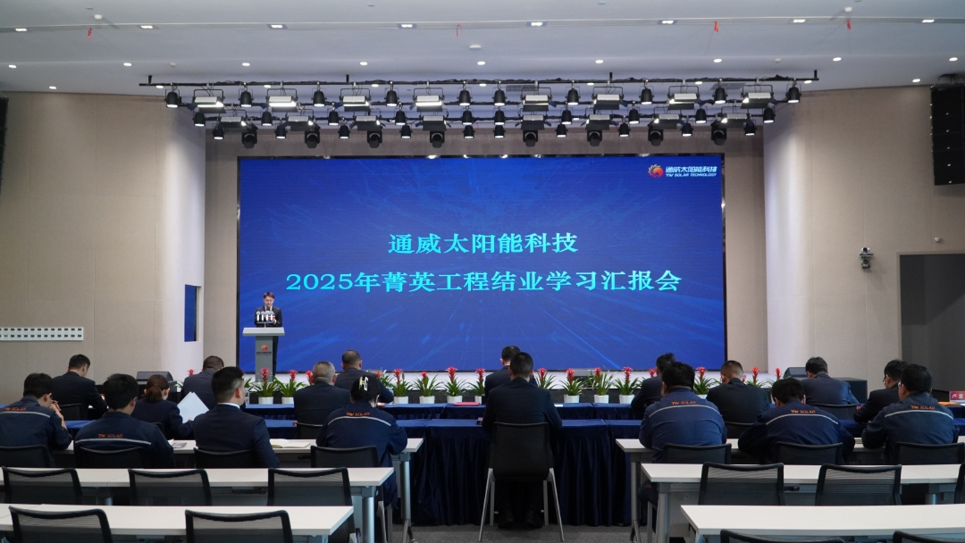 c8cfcecfabd4efff704fd6d69815eb90.jpg c8cfcecfabd4efff704fd6d69815eb90.jpg