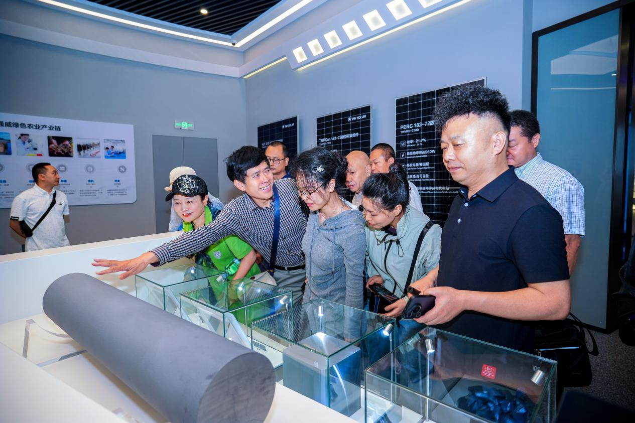 682880b026dc71fcbda784d3f76c15f0.png 682880b026dc71fcbda784d3f76c15f0.png