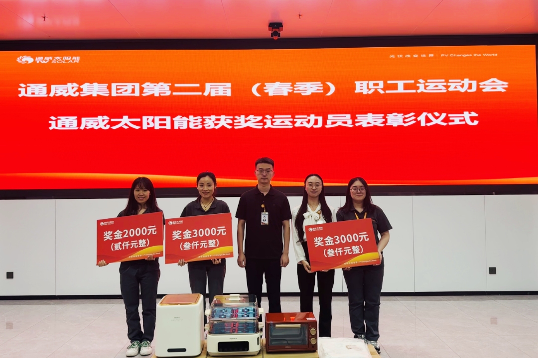 bdb955af86f6dd85fea9eeb8aeb2683a.jpg bdb955af86f6dd85fea9eeb8aeb2683a.jpg