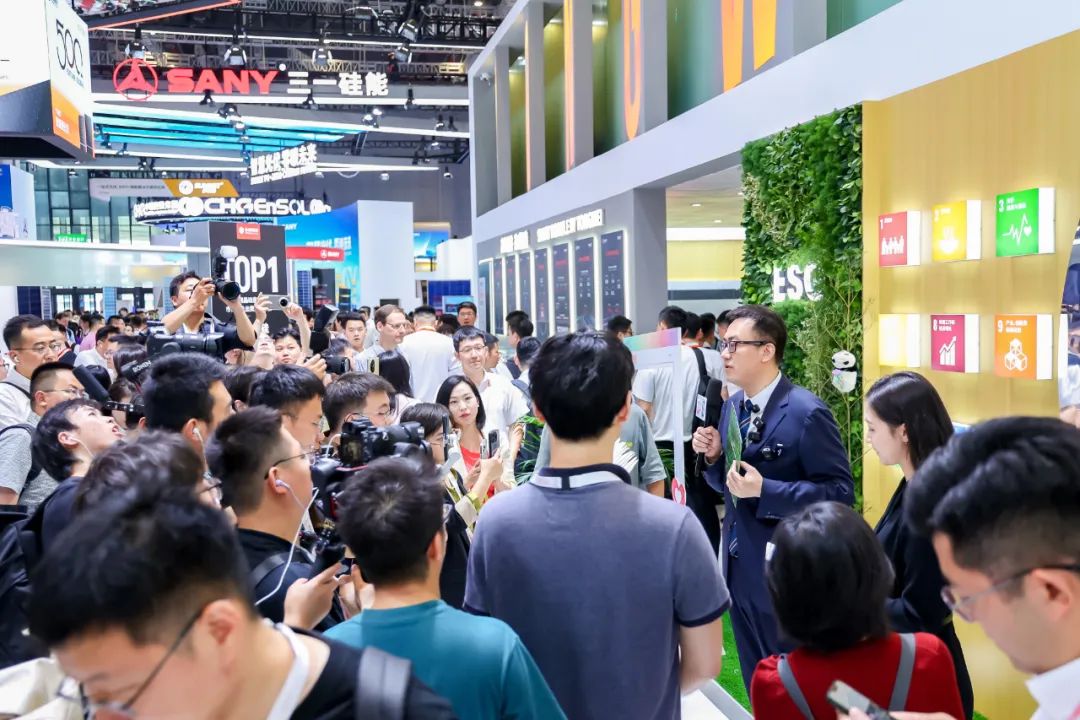 99d7f278a851ee5474ebf4c700643fc8.jpg 99d7f278a851ee5474ebf4c700643fc8.jpg