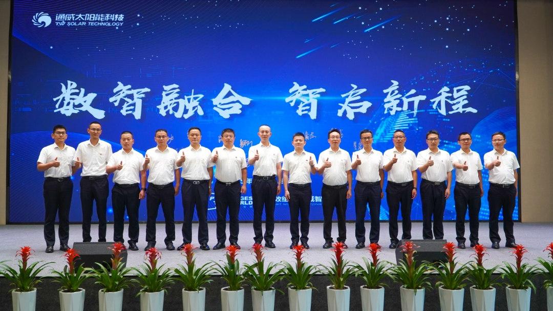 6ff2fbc2eb7e7dceed74759eb7755427.jpg 6ff2fbc2eb7e7dceed74759eb7755427.jpg