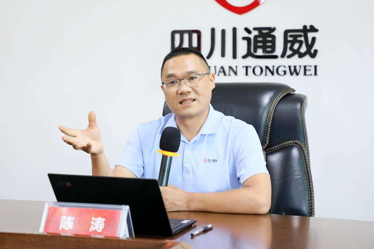 f4297165c944f81fee63a9f387573d72.png f4297165c944f81fee63a9f387573d72.png