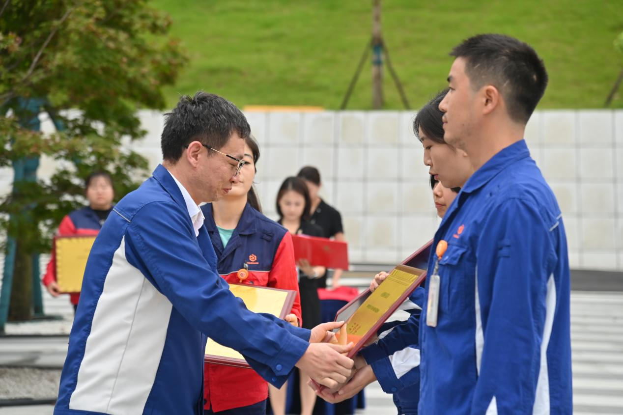 3dbac6afdb5ea86e98a5d6f87f08baa1.png 3dbac6afdb5ea86e98a5d6f87f08baa1.png