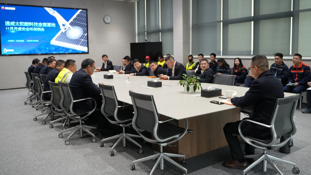 c11de4aff7024aa310f147cfa943a9d6.jpg c11de4aff7024aa310f147cfa943a9d6.jpg