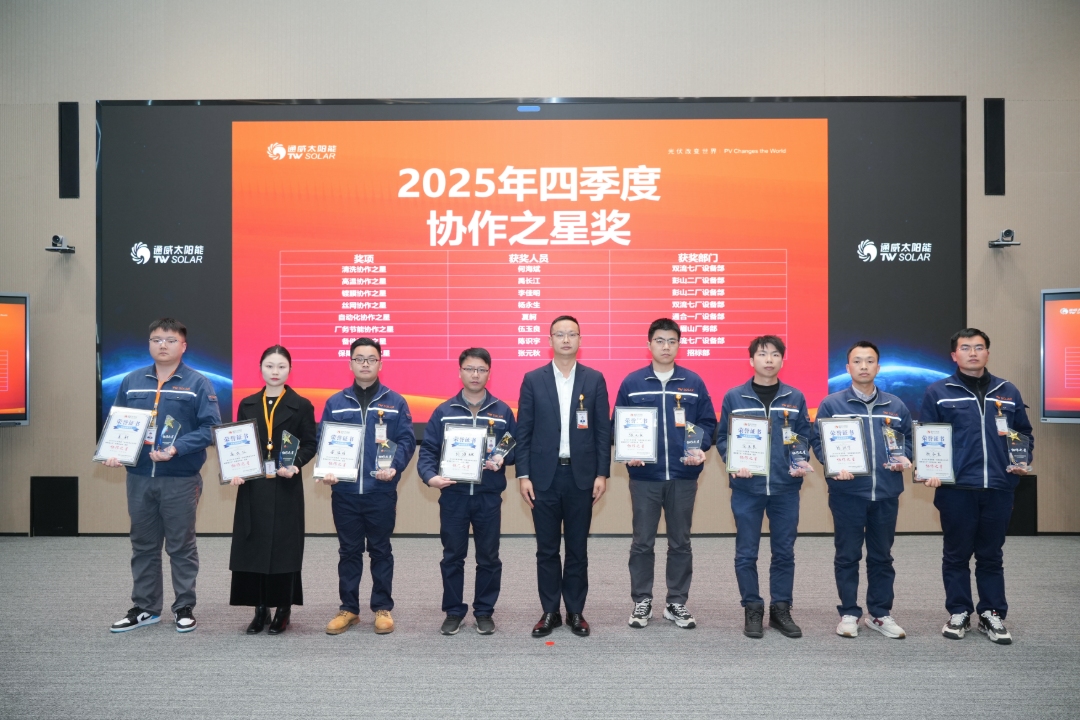 e810d056952cbc2e3811e0f2448df8a1.jpg e810d056952cbc2e3811e0f2448df8a1.jpg