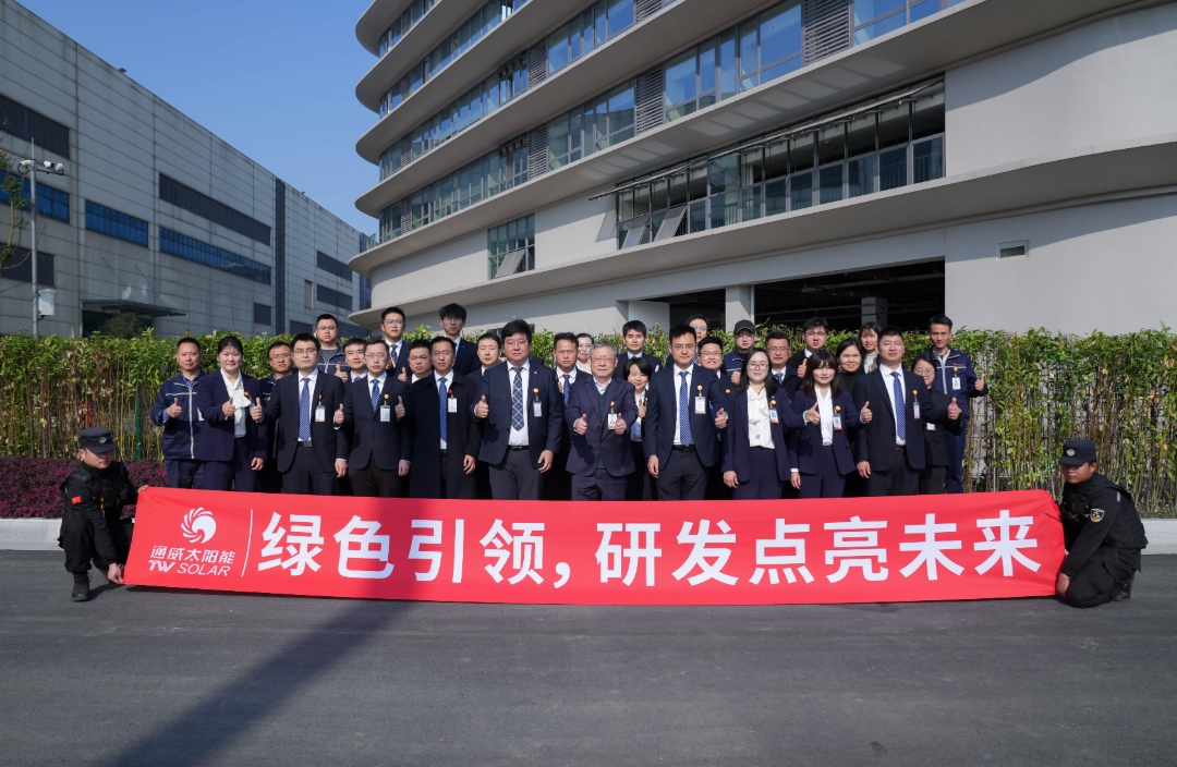 cabd8d1d339b30630392f7957a08584f.jpg cabd8d1d339b30630392f7957a08584f.jpg