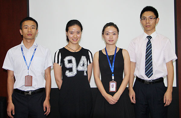 初賽四位晉級(jí)選手合影